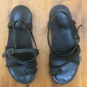 Black and Brown Chaco Sandals Leather Footbed Sz9
